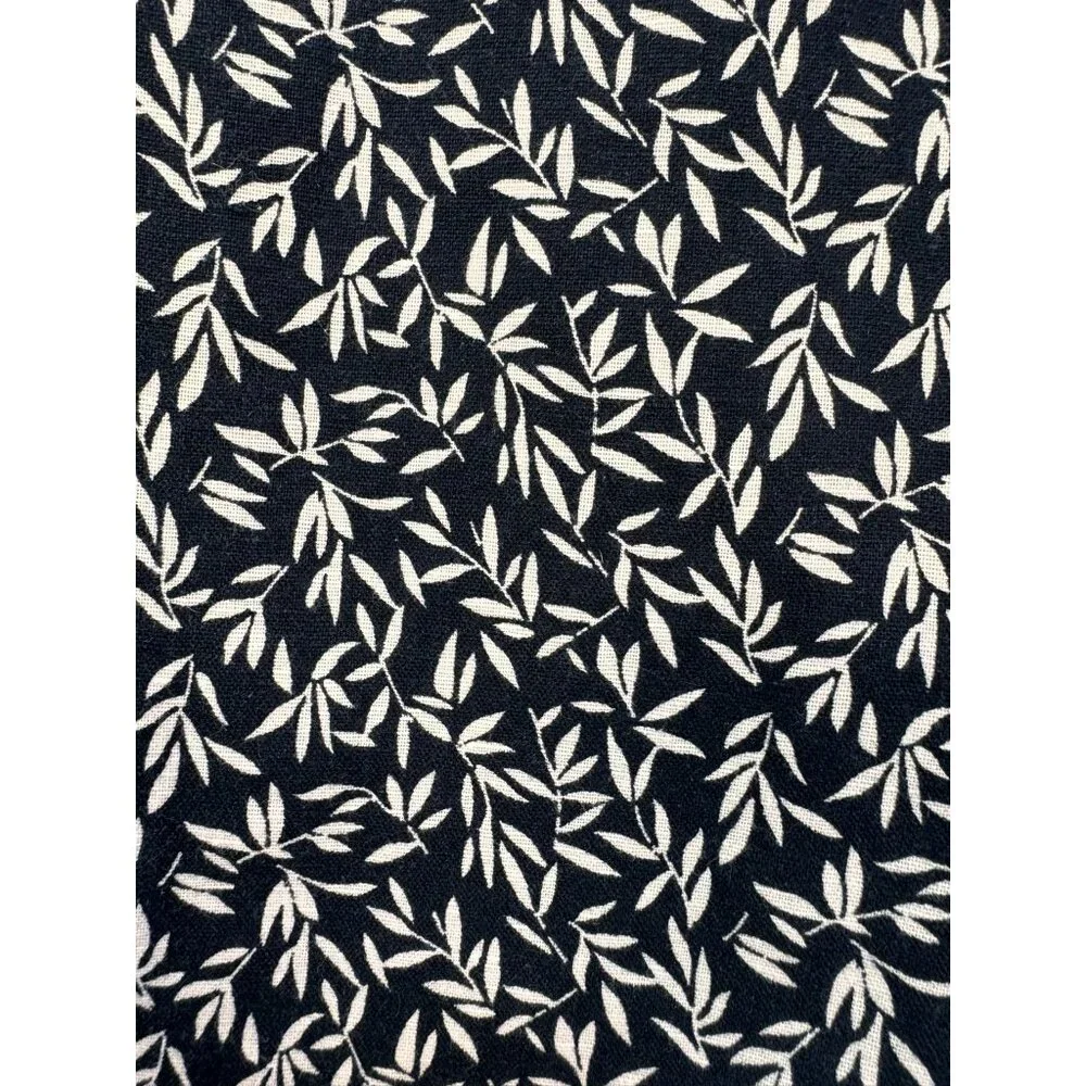 Banana Republic Slim Fit XL Navy & White Leaf Print Linen Blend Long Sleeve Butt